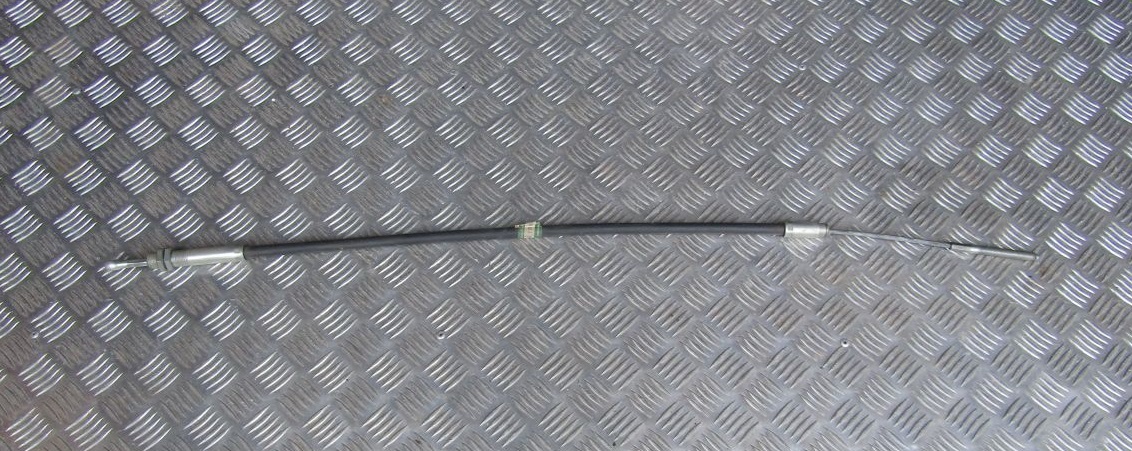 68012063_1.jpg